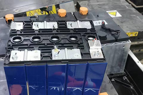 威海圣普威报废电池回收